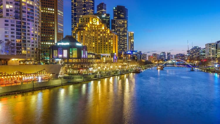 Best Hotels in Melbourne near Block Arcade