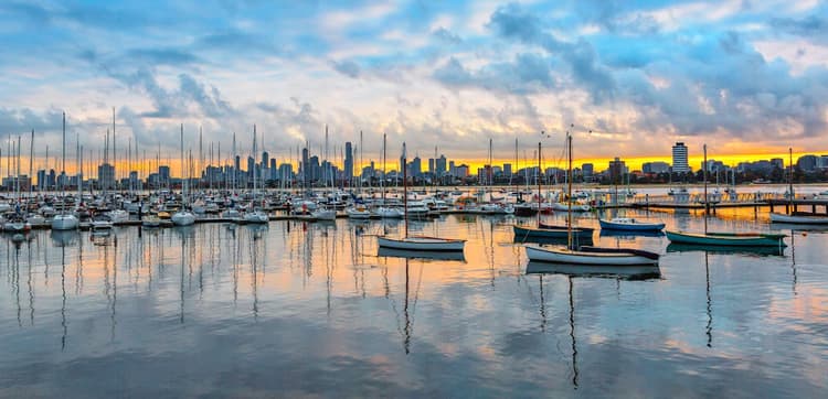 15 Best Hotels in Melbourne near Point Cook Coastal Park