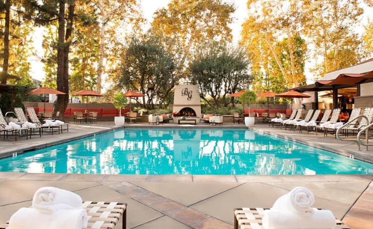 15 Best Hotels in Los Angeles with Heated Pool