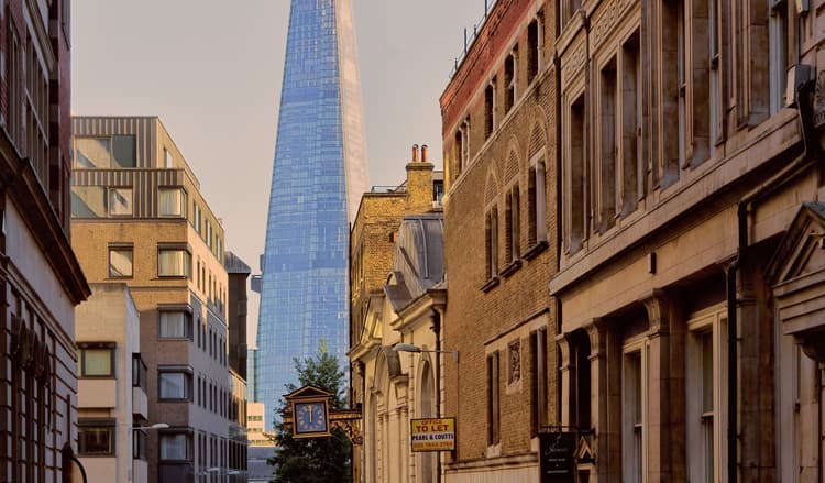 Best Hotels in London near Church Street Market