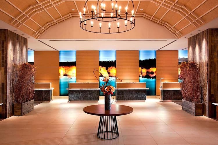 14 TOP Luxury Hotels in Indianapolis