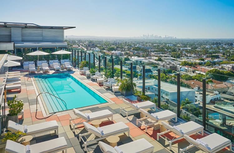 15 Best Hotels in Los Angeles with Rooftop Pool