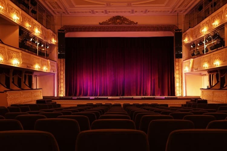 15 Best Hotels in Birmingham near Hippodrome Theatre